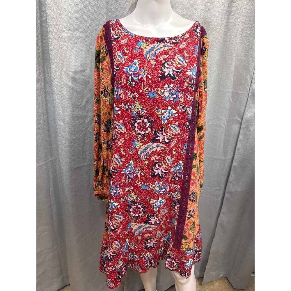 Matilda Jane Women Red Floral Mixed Print Crochet Lace Trim Shift Dress‎ NWT
